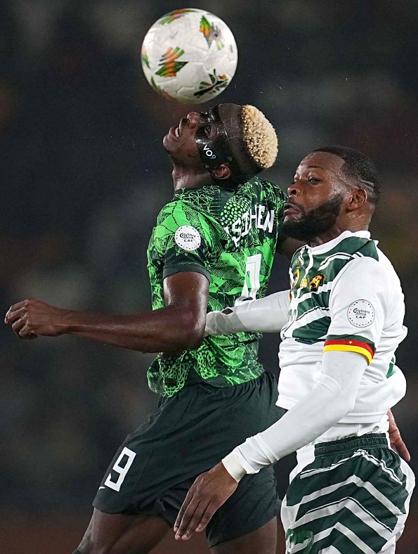 Une tête du Nigérian Victor James Osimhen le 27 janvier 2024, lors du match contre le Cameroun, pendant la CAN en Côte d’Ivoire. DEFODI IMAGES / ICON SPORT