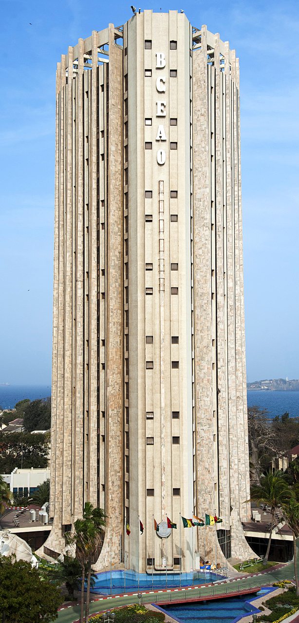 Le siège de la Banque centrale des États de l’Afrique de l’Ouest (BCEAO), à Dakar.PIERRE GLEIZES/ REA