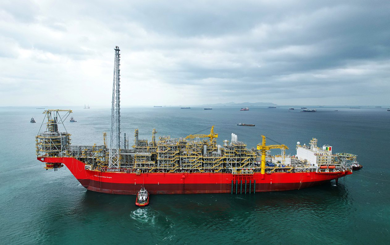 Le navire FPSO de Petrosen assure l’exploitation du gisement de pétrole de Sangomar.WOODSIDE
