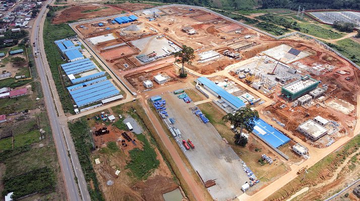 Le chantier de construction de la centrale électrique à biomasse Biovéa. DR