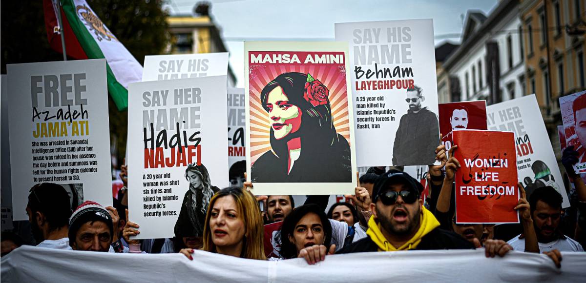 Le 19 novembre 2022, à Milan, en Italie, manifestation à la suite de la mort de Mahsa Amini, tuée en Iran en septembre 2022.SHUTTERSTOCK