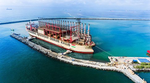 La centrale électrique flottante MV Karadeniz Powership Osman Khan. DR