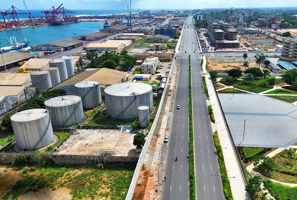 La ville portuaire de Cotonou vue du ciel. SHUTTERSTOCK