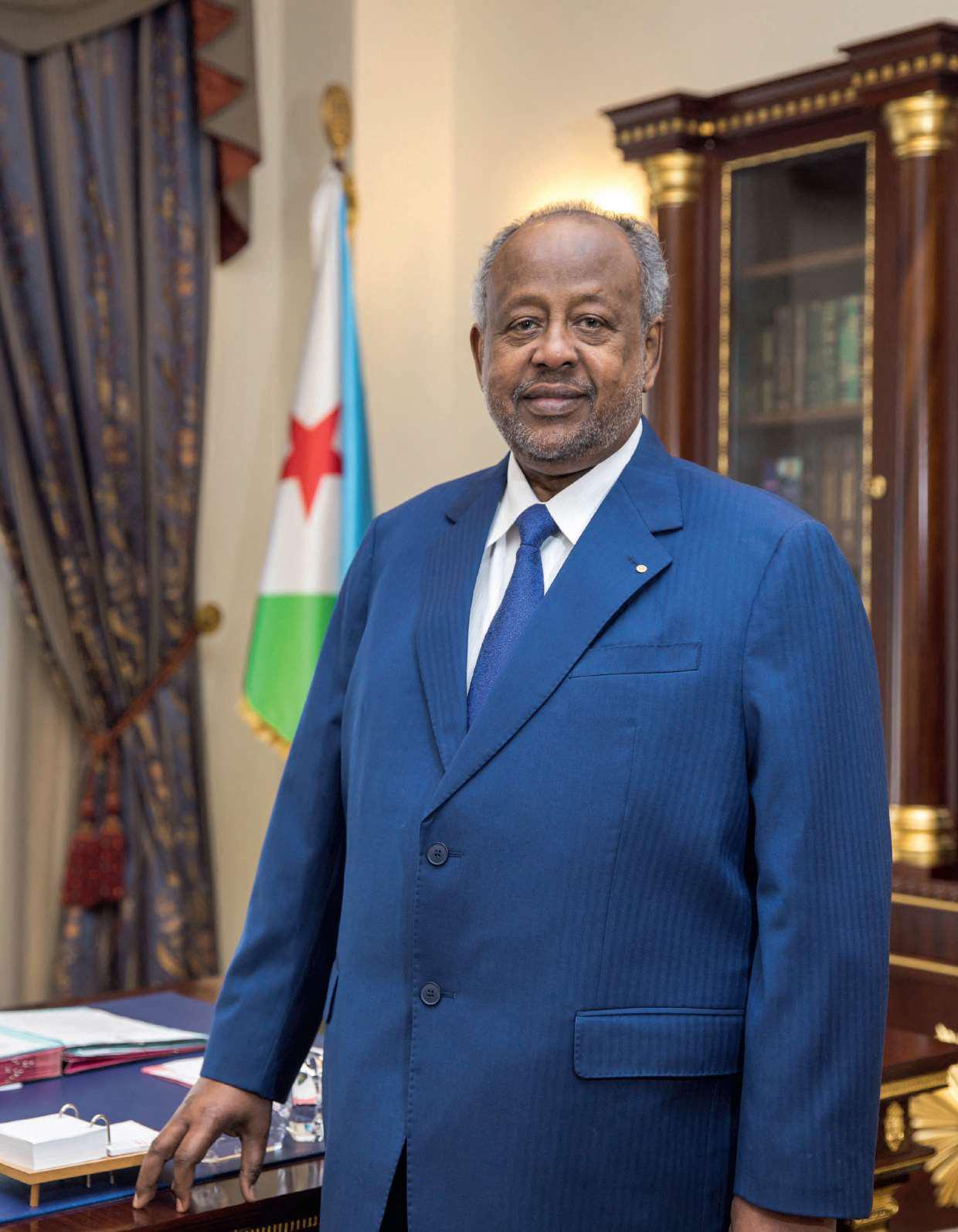 Le président Ismaïl Omar Guelleh, dans son bureau. Il a été réélu pour la cinquième fois consécutive en avril 2021.PATRICK ROBERT 
