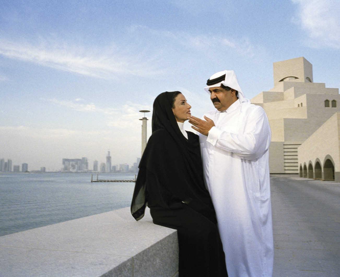 The Father Emir, Hamad ben Khalifa Al Thani, and his second wife, Moza bint Nasser Al Missned, in May 2008, in front of the Museum of Islamic Art. TOM STODDART/HULTON ARCHIVE/GETTY IMAGES