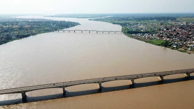 Niamey, sur le fleuve Niger. SHUTTERSTOCK