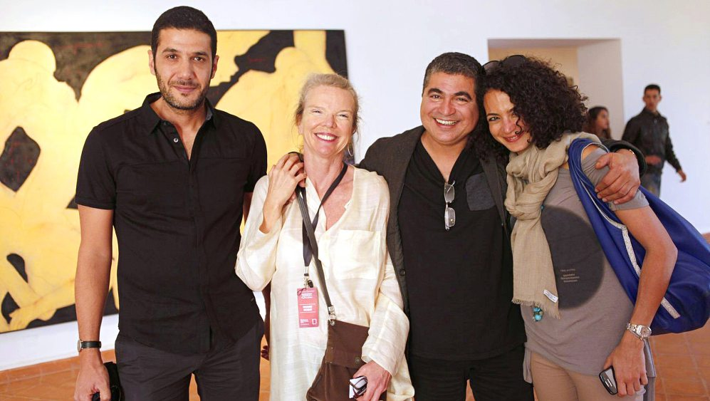De gauche à droite, Nabil Ayouch, Vanessa Branson, Mahi Binebine et Alya Sebti, lors de la cinquième édition de la biennale de Marrakech, en 2014.DR