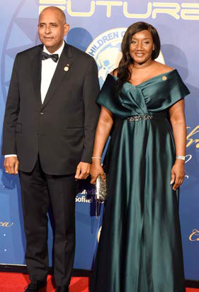 Le Premier ministre Patrick Achi et son épouse, Florence.
