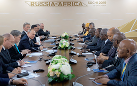 Sommet Russie-Afrique à Sotchi, en 2019, où 43 chefs d’État ont répondu à l’invitation de Vladimir Poutine. ALEXEI DRUZHININ/SPUTNIK/SPUTNIK VIA AFP