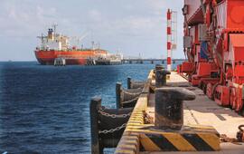 Le terminal pétrolier de Doraleh, une extension du port international de Djibouti. PATRICK ROBERT