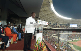 Le président Alassane Ouattara lors de l’inauguration du stade olympique d’Ébimpé, à Abidjan, le 3 octobre 2020.SEIBOU TRAORÉ
