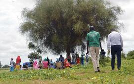 Focus group avec le collectif féminin dans la région de Mbaye Awa sur le tracé de la Grande Muraille verte, au Sénégal.OCP