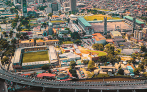 Lagos,  ville de la  démesure. DELPHINE DIALLO
