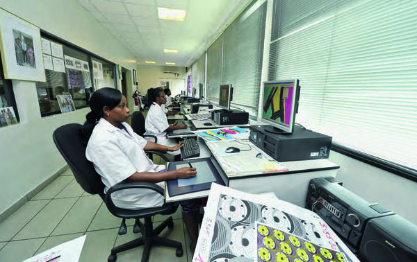 Les bureaux de la société de fabrication de pagnes en wax, Uniwax, basée à Abidjan.NABIL ZORKOT