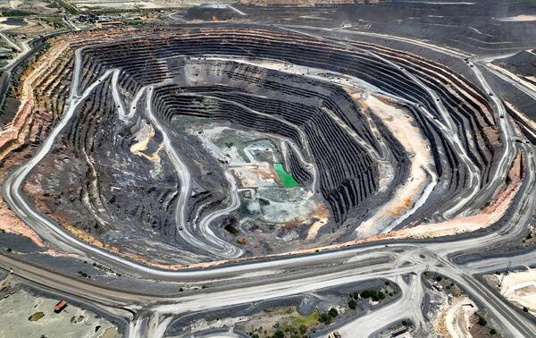 La mine de diamants de Jwaneng, au Botswana. BASHI KIKIA/SHUTTERSTOCK