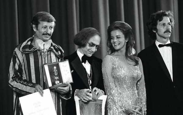 Mohamed Lakhdar-Hamina, Bob Fosse, l’actrice Ann-Margret, et Werner Herzog au Festival de Cannes, le 23 mai 1975. MICHEL GINFRAY