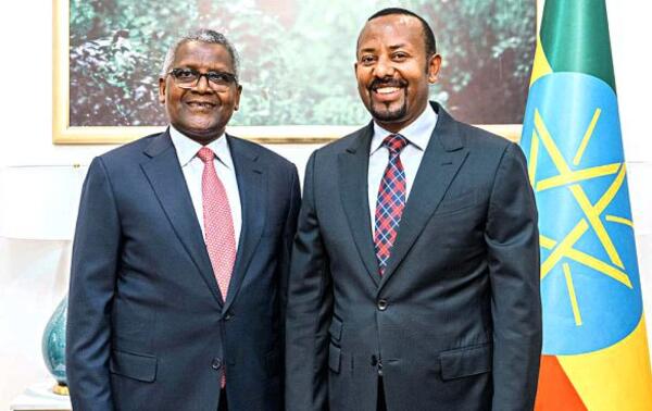 Le Premier ministre Abiy Ahmed a accueilli le businessman nigérian à Addis-Abeba, le 7 juin 2025. DR