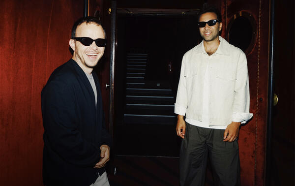Les réalisateurs Théo Jourdain Rhodes (à gauche) et Mohamed Chabane (à droite). DR