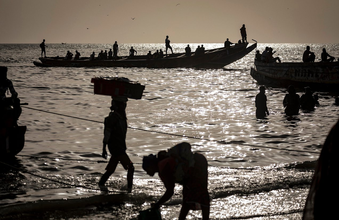 Sur les plans économique et social, l’industrie de la pêche joue un rôle majeur dans le pays.SVEN THORFINN/PANOS/RÉA