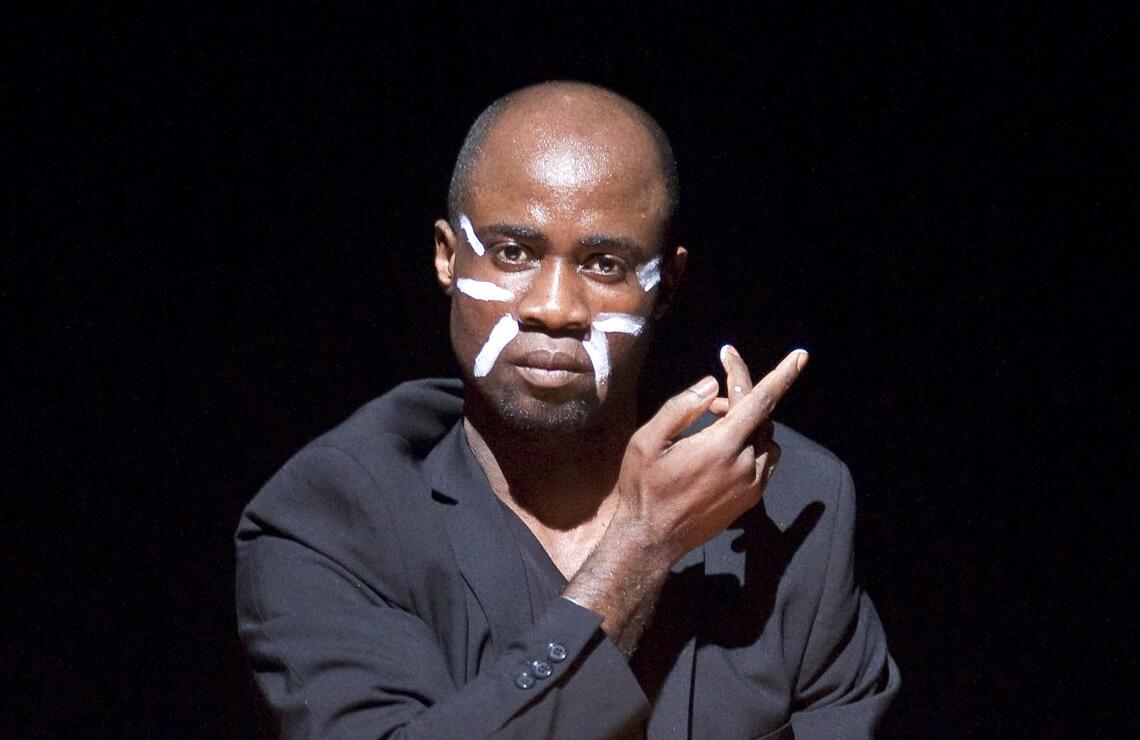 Georges Momboye «La danse, c’est partager ce que l’on a de plus beau» LAURENT PHILIPPE / DIVERGENCE