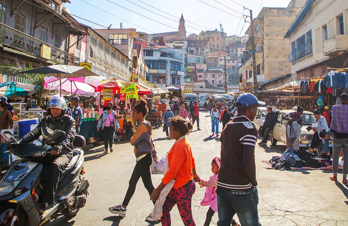 Dans les rues d’Antananarivo, capitale de Madagascar. SHUTTERSTOCK