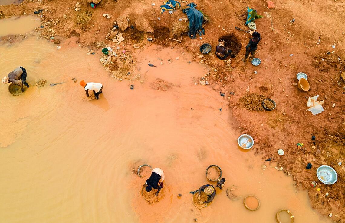 Le galamsey (orpaillage illégal) à Kunsu, dans la région Ashanti. SHUTTERSTOCK