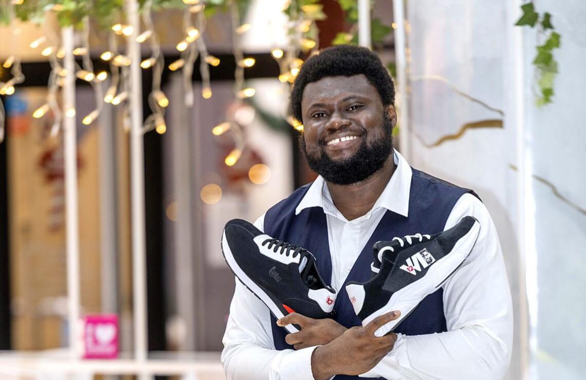 Les baskets WI 12, conçues en partenariat avec le footballeur Wilfried Bony. NABIL ZORKOT