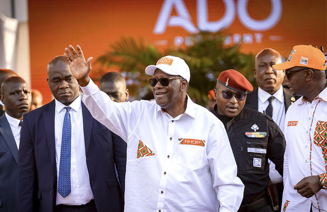 Le président ivoirien Alassane Ouattara, en campagne pour un quatrième mandat, à Abidjan, le 23 octobre 2025. PRÉSIDENCE CÔTE D'IVOIRE