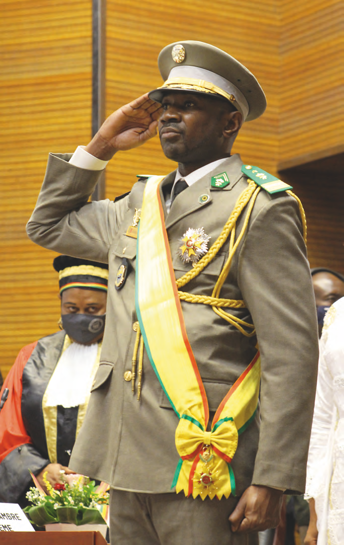 Lors de sa prestation de serment, le 7 juin, à Bamako. AMADOU KEITA/REUTERS