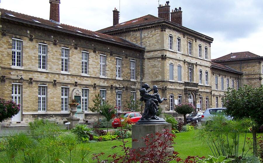 L’hôpital Sainte-Anne, à Paris.WIKIPÉDIA