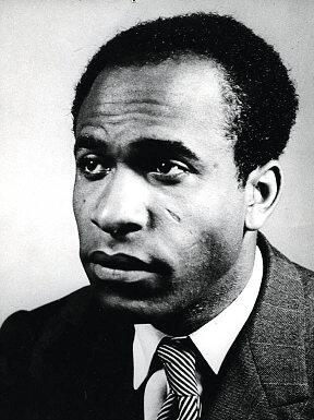 Portrait de Frantz Fanon (1925-1961).GROB / KHARBINE / LA COLLECTION