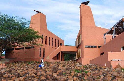 La façade est du Startup Lions Campus, à Turkana. CHRISTOPHER WILTON-STEER