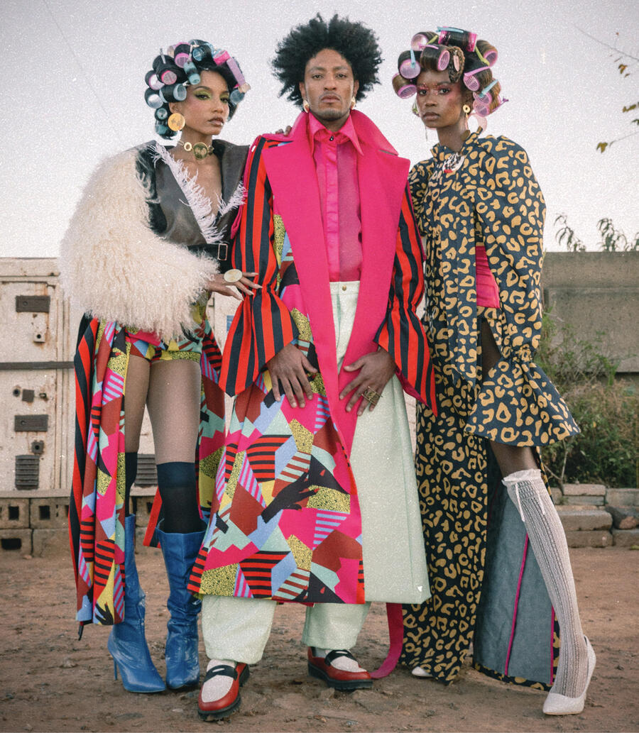 La dernière collection du designer, « Mapetla Extension », rend hommage aux années 1990. EZRA QUA-ENOO