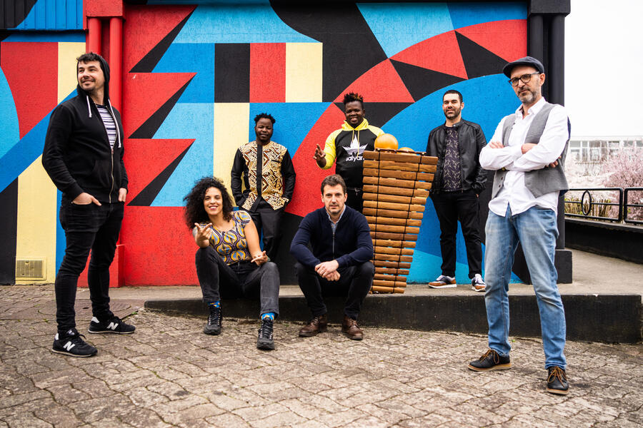 Le groupe est emmené par Seydou Diabaté (à l'arrière, à gauche). XOSE BOUZAS