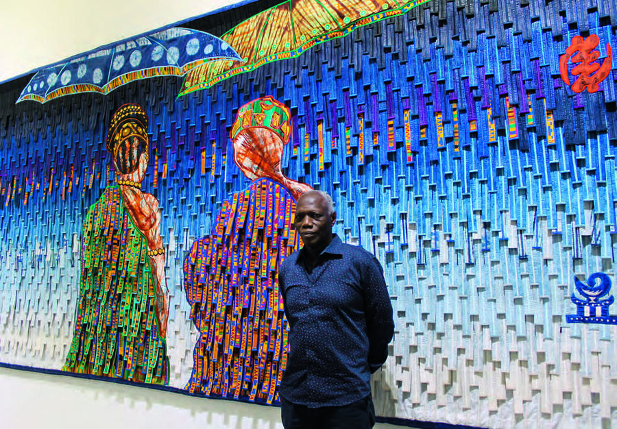 À la biennale de Dakar 2022, devant Reine et Roi Ashanti. LUISA NANNIPIERI