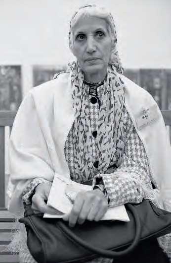 Portrait de Baya à l’exposition d’artistes algériens, Fête de l’Humanité, Abderrahmane Ould Mohand, 1998.ABDERRAHMANE OULD MOHAND