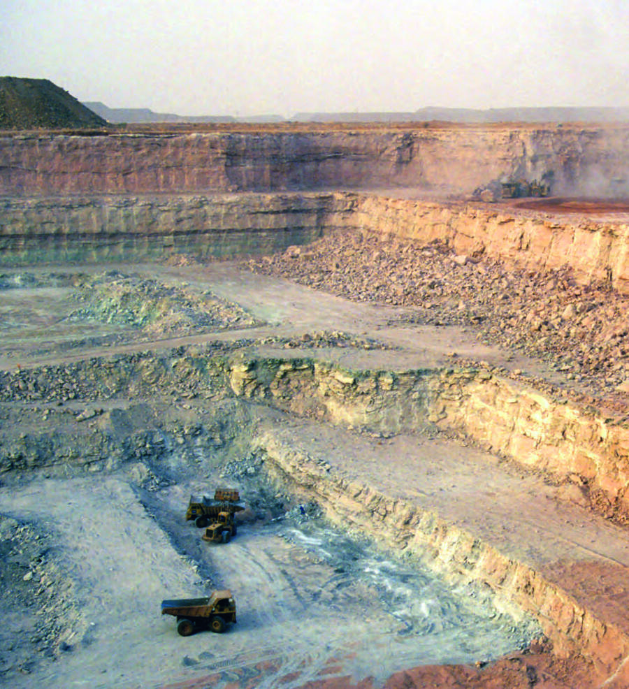 Depuis 2021, les investisseurs tablent sur 60 à 80 dollars la livre, soit quatre fois plus qu’au creux de la vague, en 2016. Une mine à ciel ouvert, à Arlit, au Niger.ALAMY