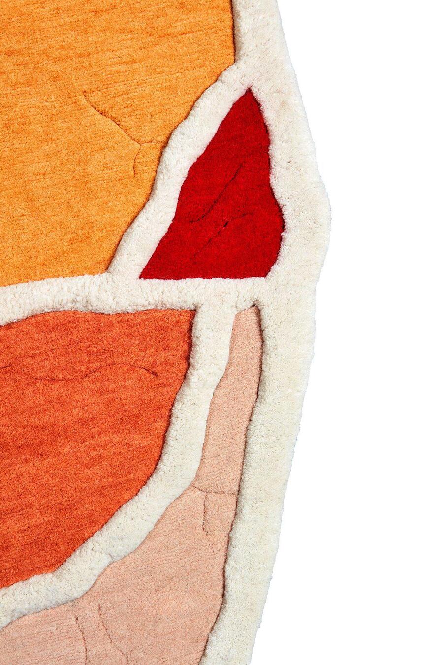 Les tapis sont réalisés artisanalement avec la technique du nœud tibétain. DR