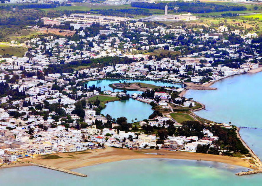 Aujourd’hui bordé de villas, le port punique a été conçu pour pouvoir réparer 220 navires enmême temps.  DR