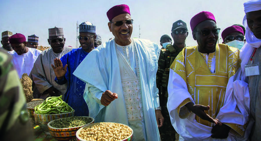 Lors de sa visite à Tanout en décembre 2022, le président a eu l’occasion de visiter des étals dédiés aux productions locales.MARIUS ELITE/PRÉSIDENCE DU NIGER