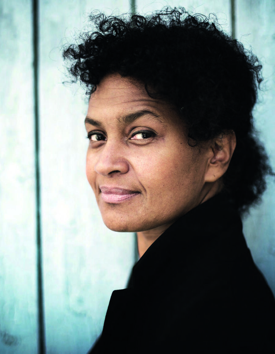« Toute vie est initiatique. On a tous nos différences, nos abandons à porter ».ASTRID DI CROLLALANZA
