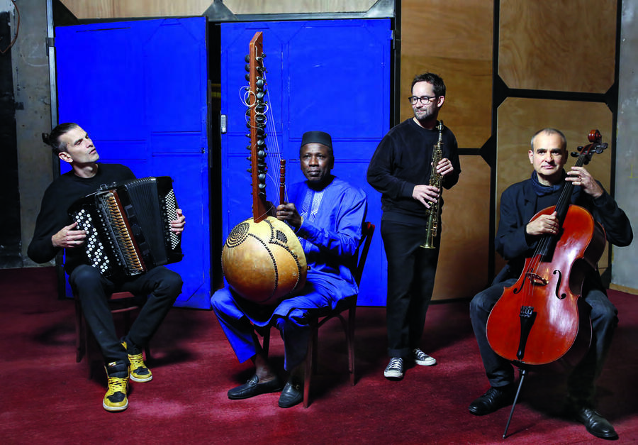 De gauche à droite, Vincent Peirani, Ballaké Sissoko, Émile Parisien et Vincent Segal.GASSIAN