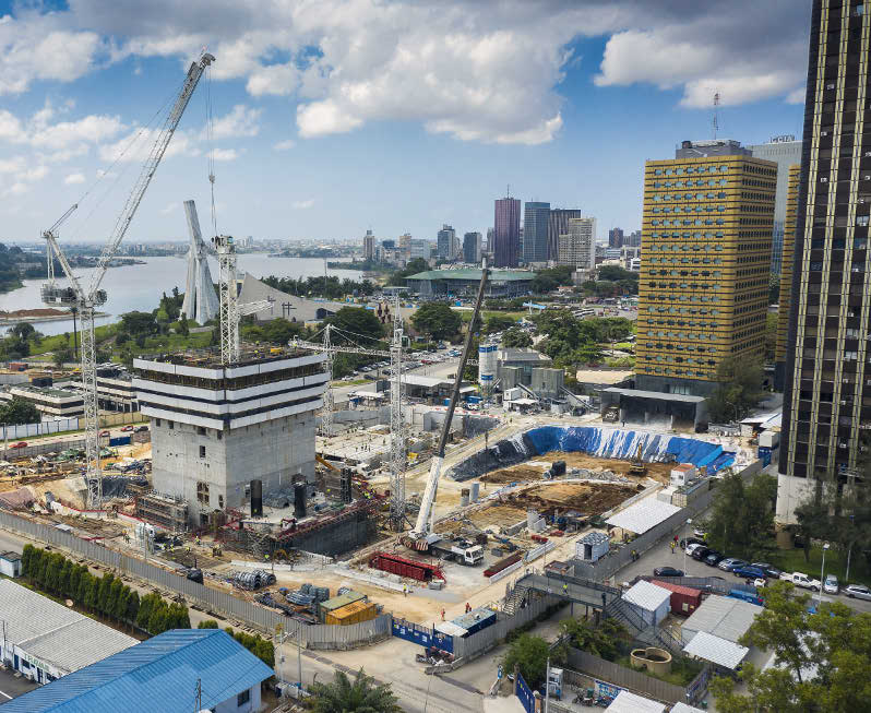 Et le chantier fin juillet à Abidjan.NABIL ZORKOT