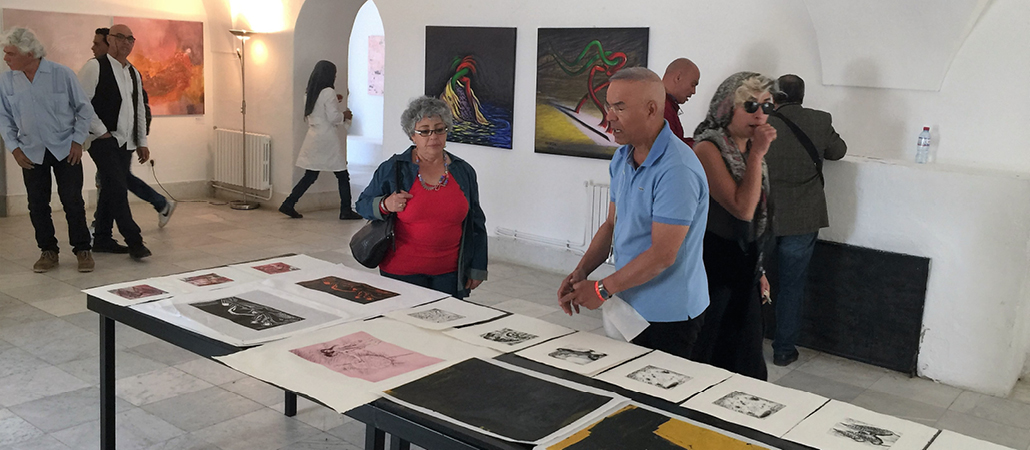 Pour clore l'évènement, samedi 29 avril, les gravures, peintures et scultptures réalisés par les 33 artistes invités ont été exposées au Centre culturel international d'Hammamet.